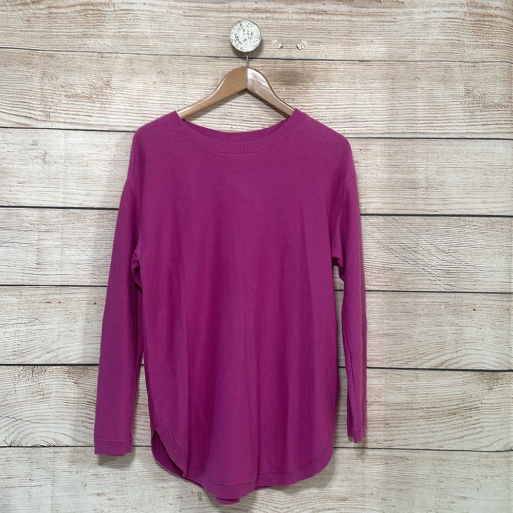 Talbots Pink Fushia Curves Hem Sweater Medium